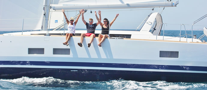 Book a luxury Learn2Sail Platinum sailing course